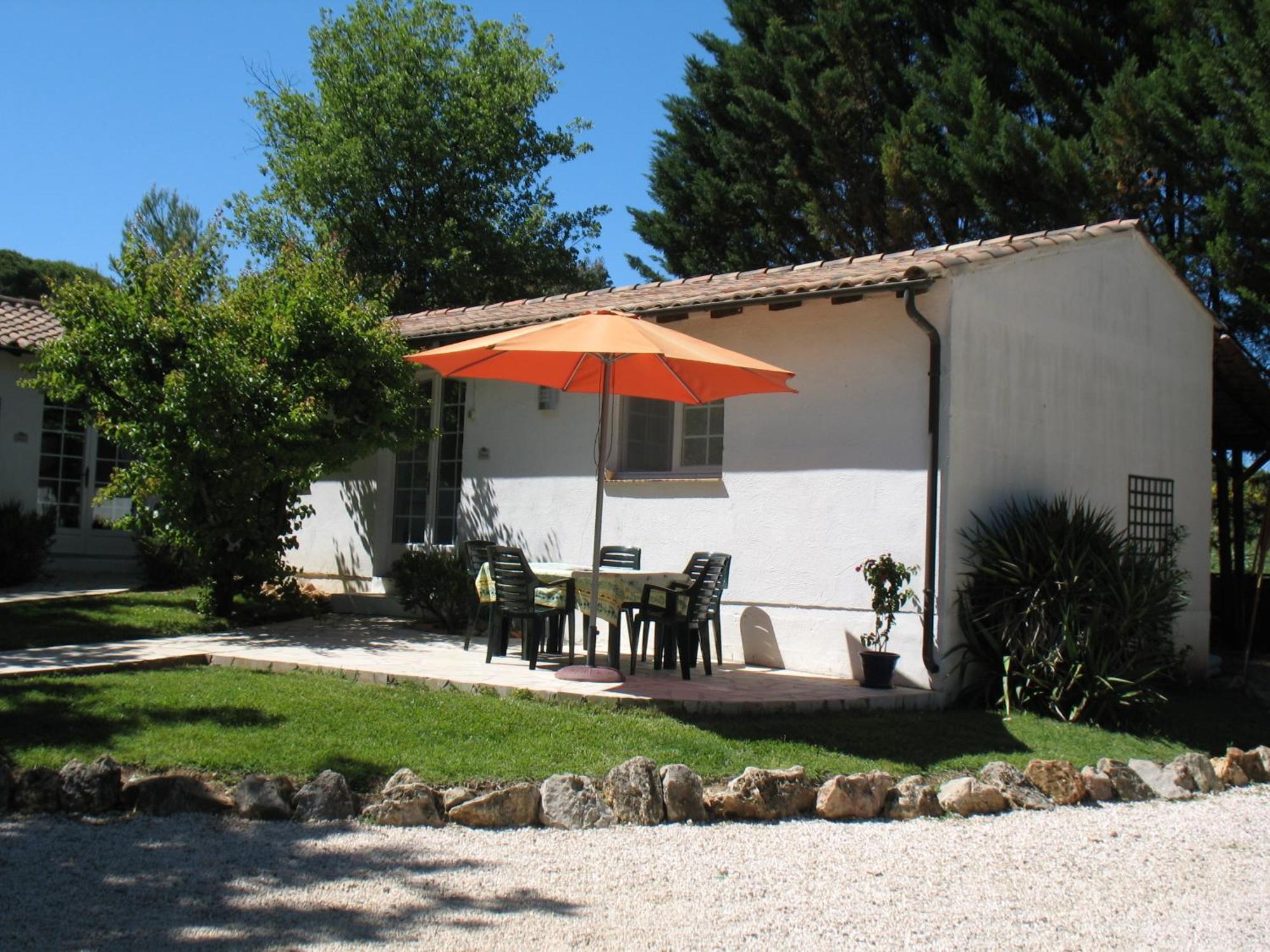 Residence Miro, Gites Avec Piscine Chauffee Et Tennis Les Arcs-sur-Argens Exterior photo