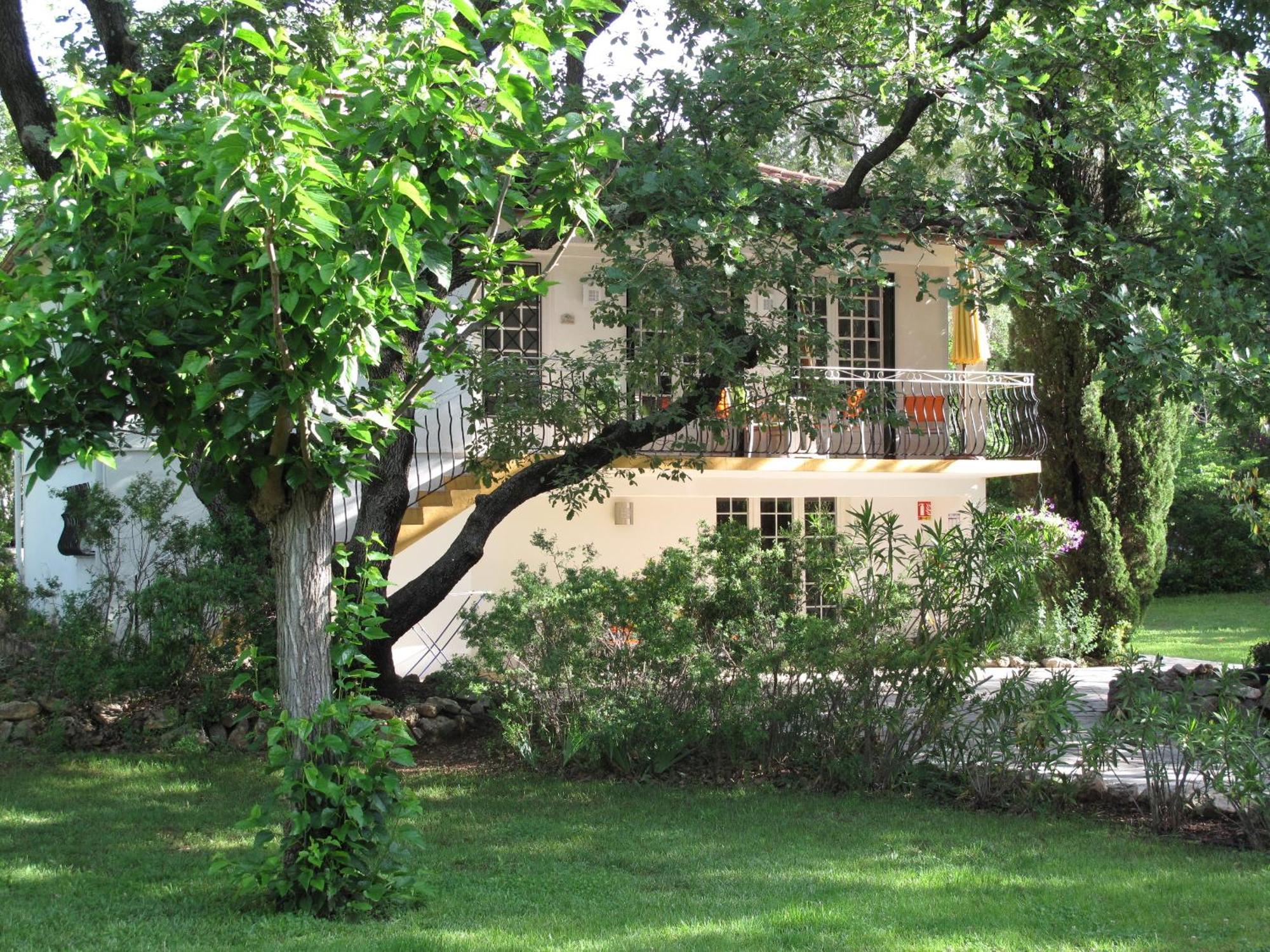 Residence Miro, Gites Avec Piscine Chauffee Et Tennis Les Arcs-sur-Argens Exterior photo
